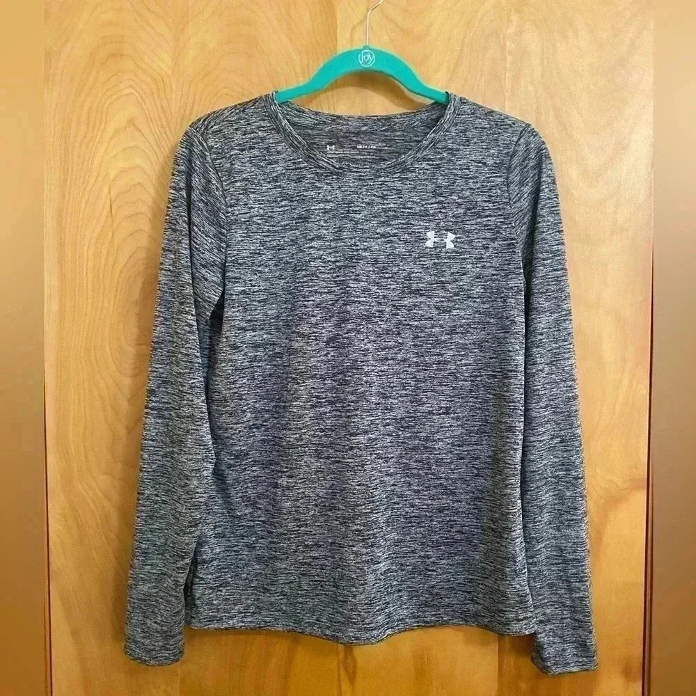 Under Armour Long Sleeve Grey and Black Size S EUC